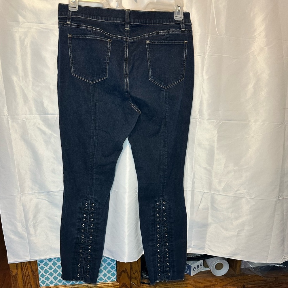 NY&C New York & Company Dark Wash Skinny Jeans Lace Up Hem Size 14 013124-4